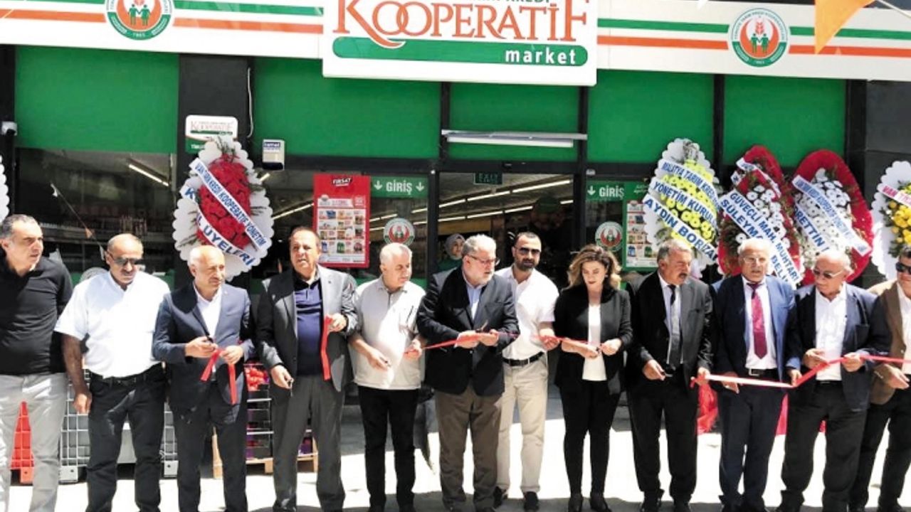 Van'da Tarım Kredi Kooperatif Marketi açıldı