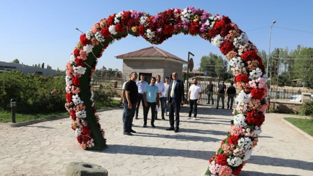 Gülistan Bahçesi, yeni imajına kavuşturuldu