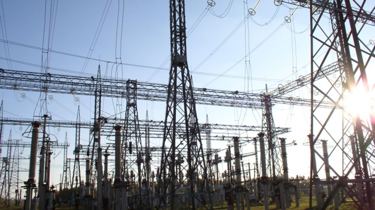 VEDAŞ, elektrik dağıtımı şehir şebekesi işleri yaptıracak
