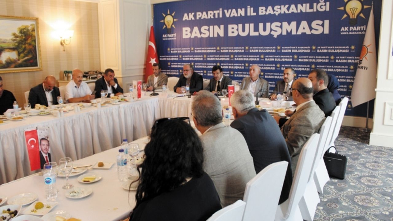 Türkmenoğlu: Van'ı daha güçlü kılacağız