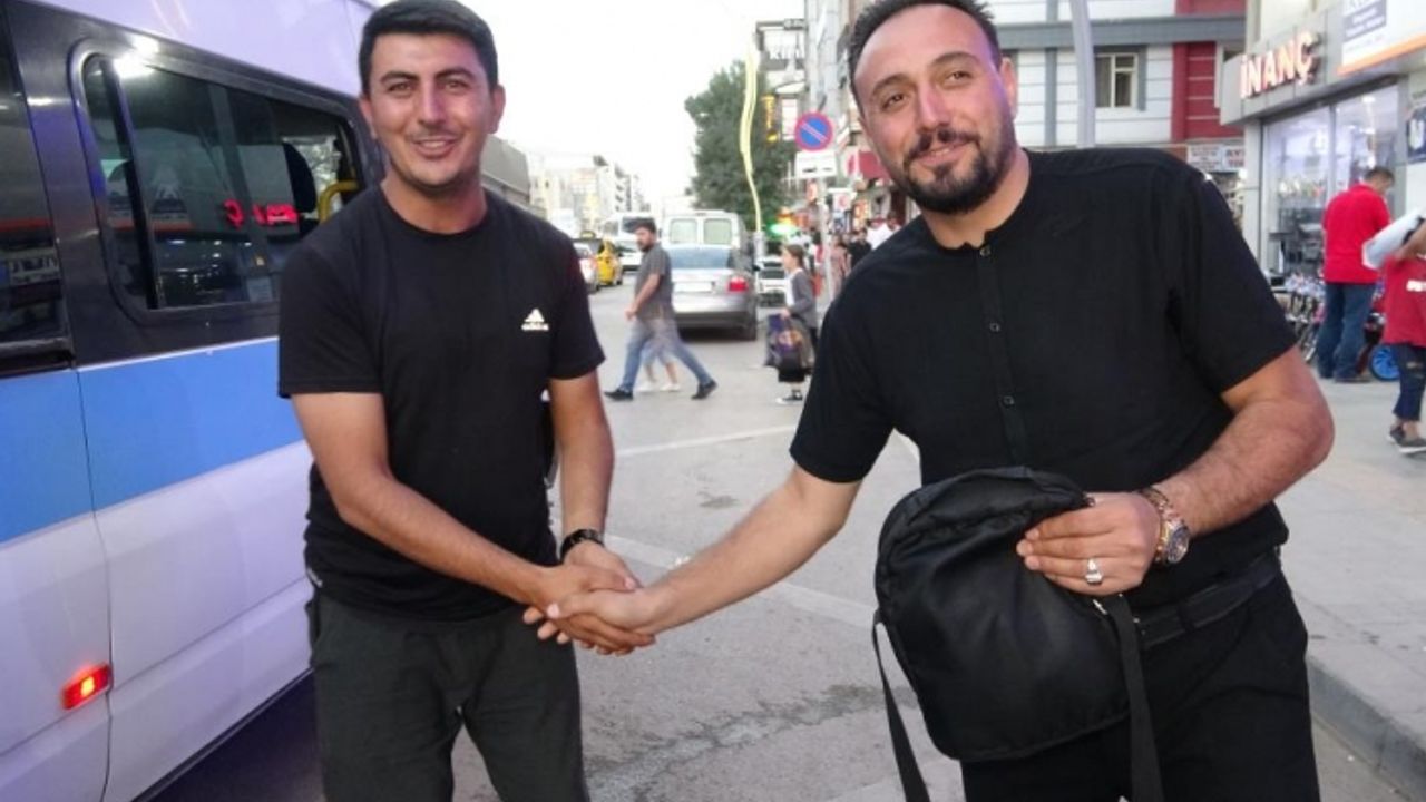 Van’da minibüste unutulan 50 bin TL, sahibine teslim edildi
