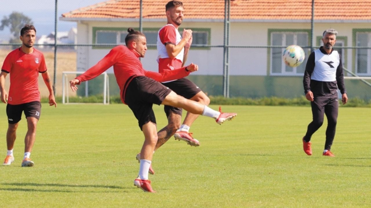 Vanspor, lidere konuk oluyor