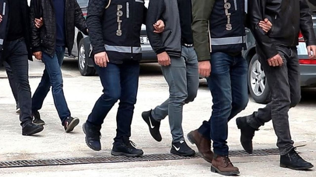 Van’da değişik suçlardan 11 kişi tutuklandı