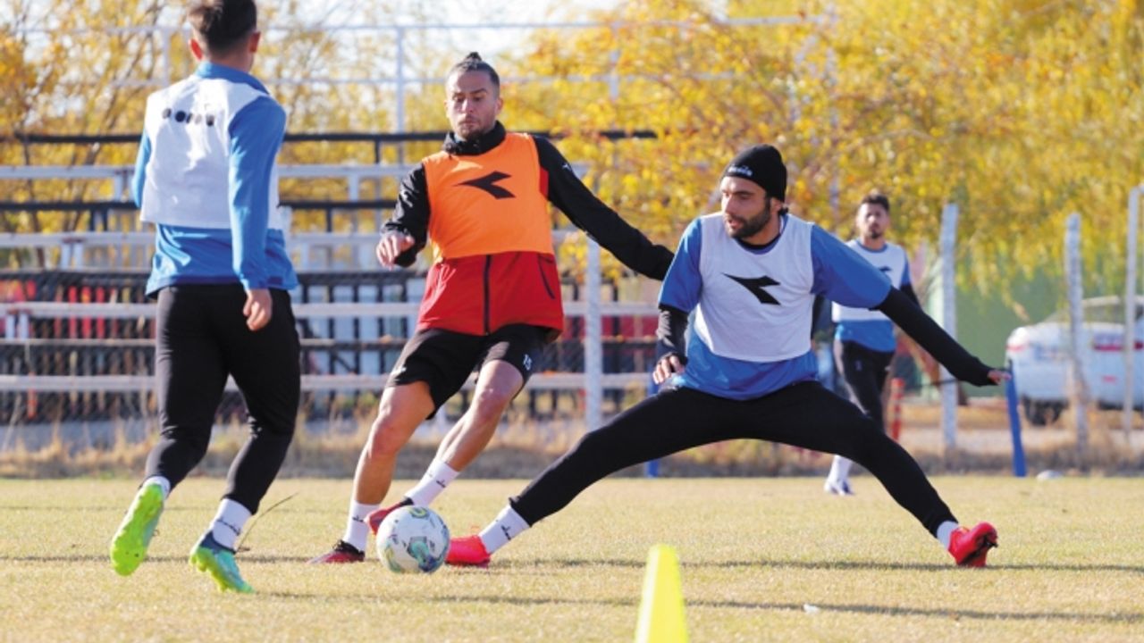 Vanspor'da, Uşakspor maçının hazırlıkları sürüyor