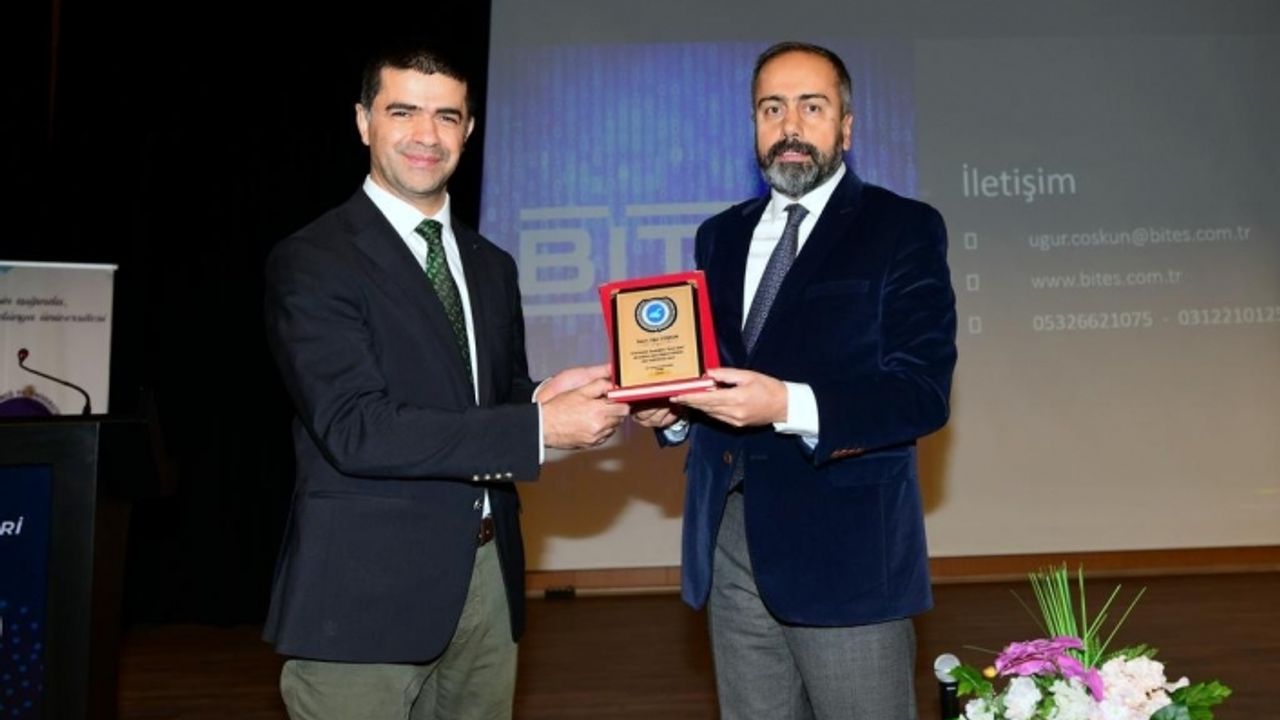 Rektör Şevli: Van’ı yazılım üstü bir kent haline getirmek istiyoruz