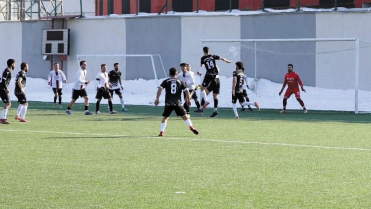 Van 1. Amatör'de kıyasıya mücadele…