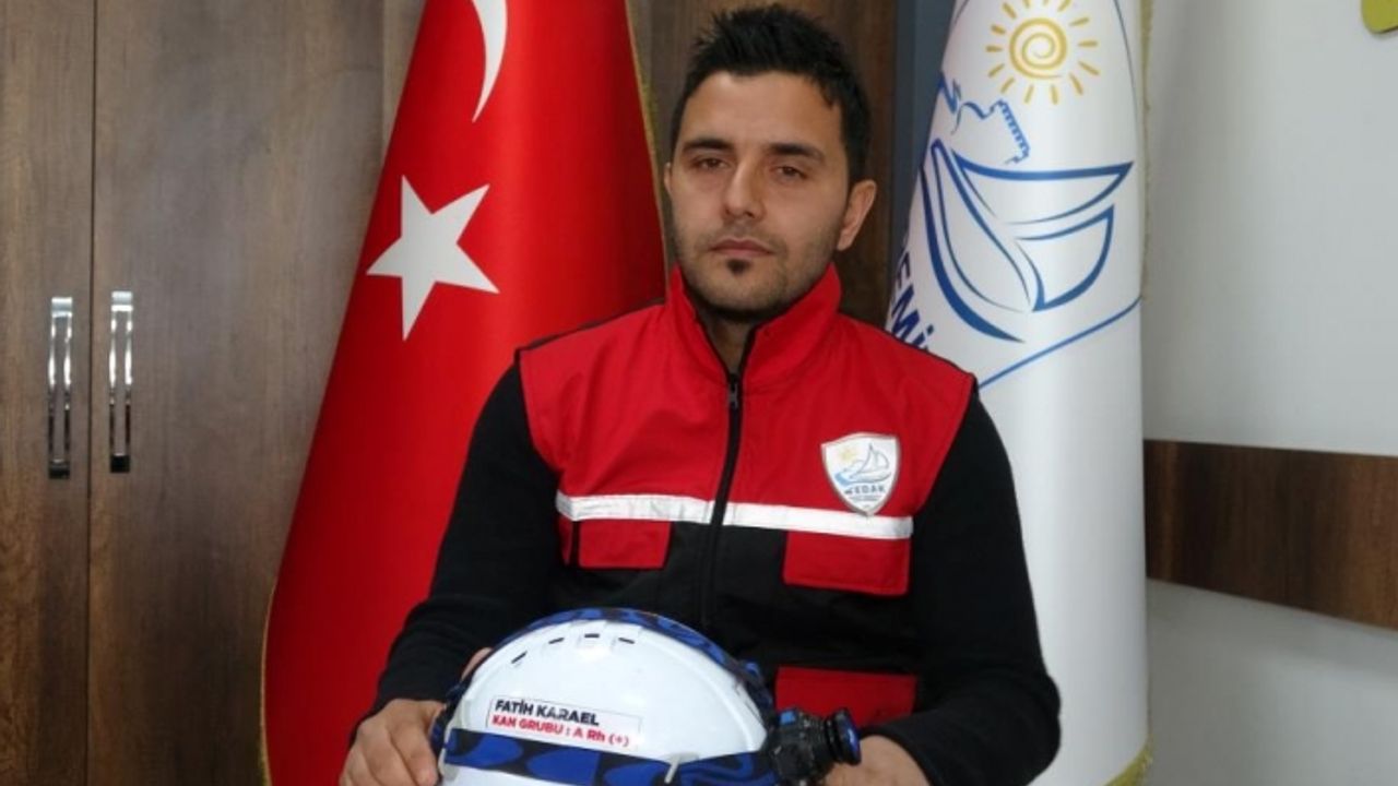 Çinli ekibe otlu peynir ikram eden arama kurtarma görevlisi konuştu