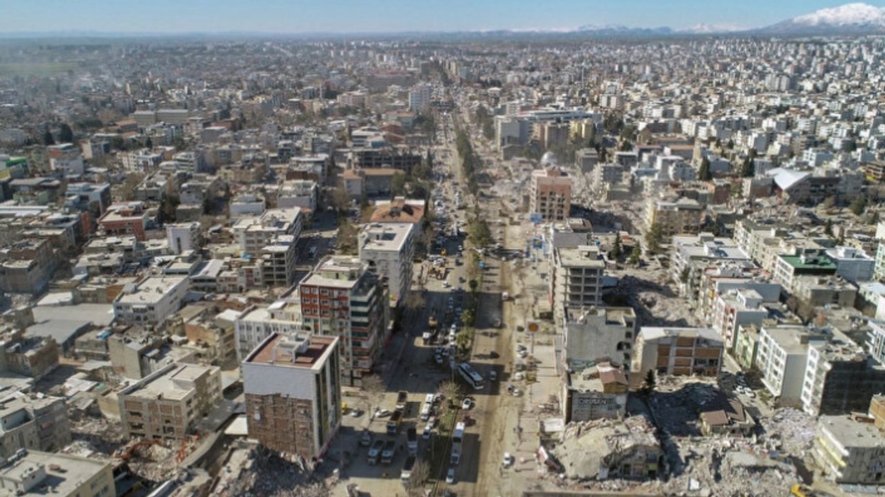 Milyonlarca kişiyi ilgilendiriyor: Bina riskli çıkarsa ev satış bedeli geri alınabiliyor