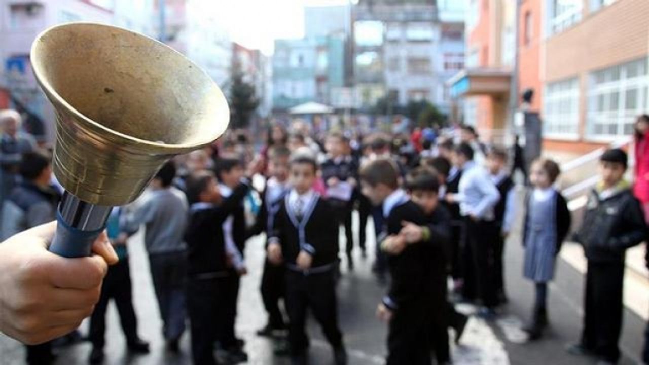 Okullar 20 Şubat'a kadar tatil edildi