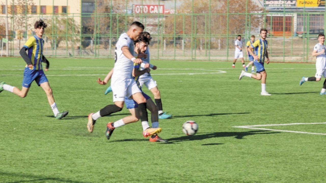 Van 1. Amatör'de mücadeleler kıyasıya geçiyor
