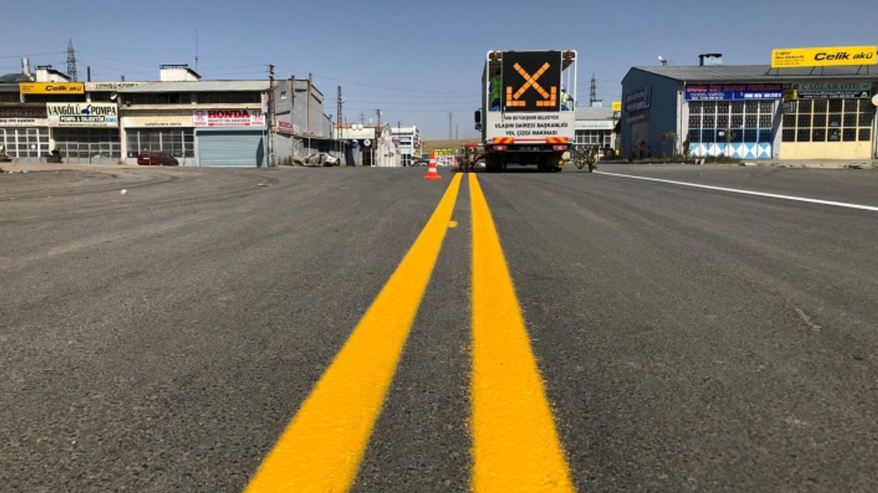 Van Büyükşehir, soğuk yol çizgi boyası satın alacak  