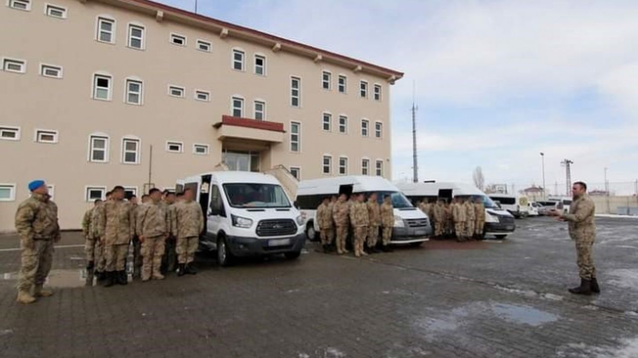 Vanlı güvenlik korucuları deprem bölgesine sevk edildi