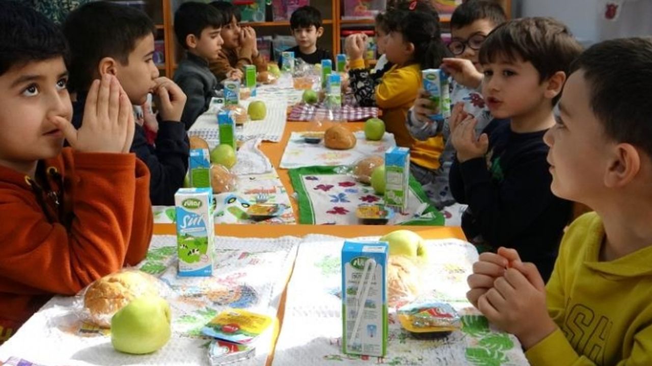 Van'da 19 bine yakın öğrenciye ücretsiz yemek