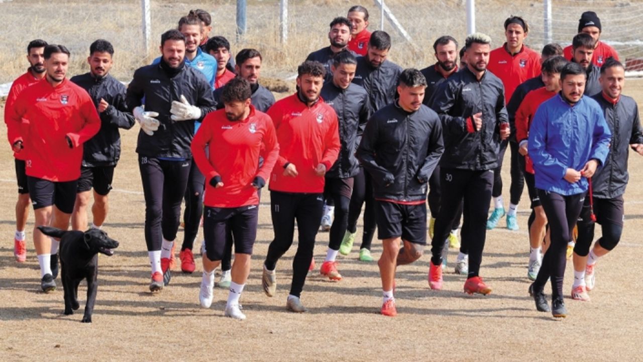 Vanspor, Kırklarelispor’u puansız göndermek istiyor
