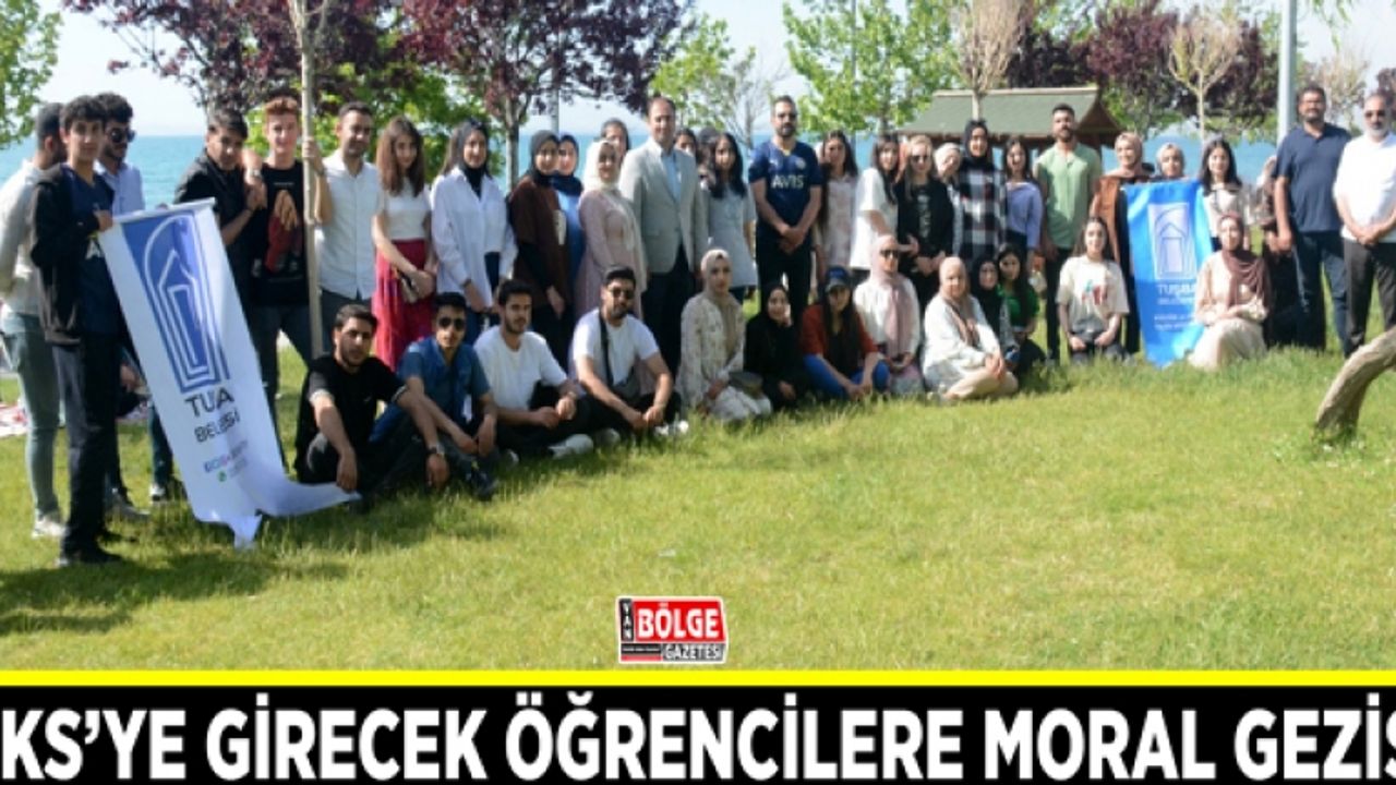 Tuşba’da YKS’ye girecek öğrencilere moral gezisi