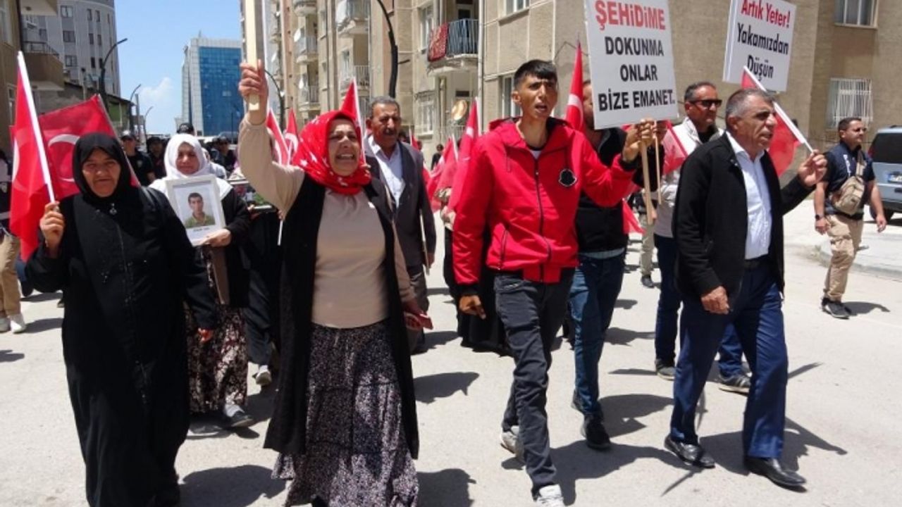 Vanlı ailelerin evlat nöbeti 58’nci haftasına girdi