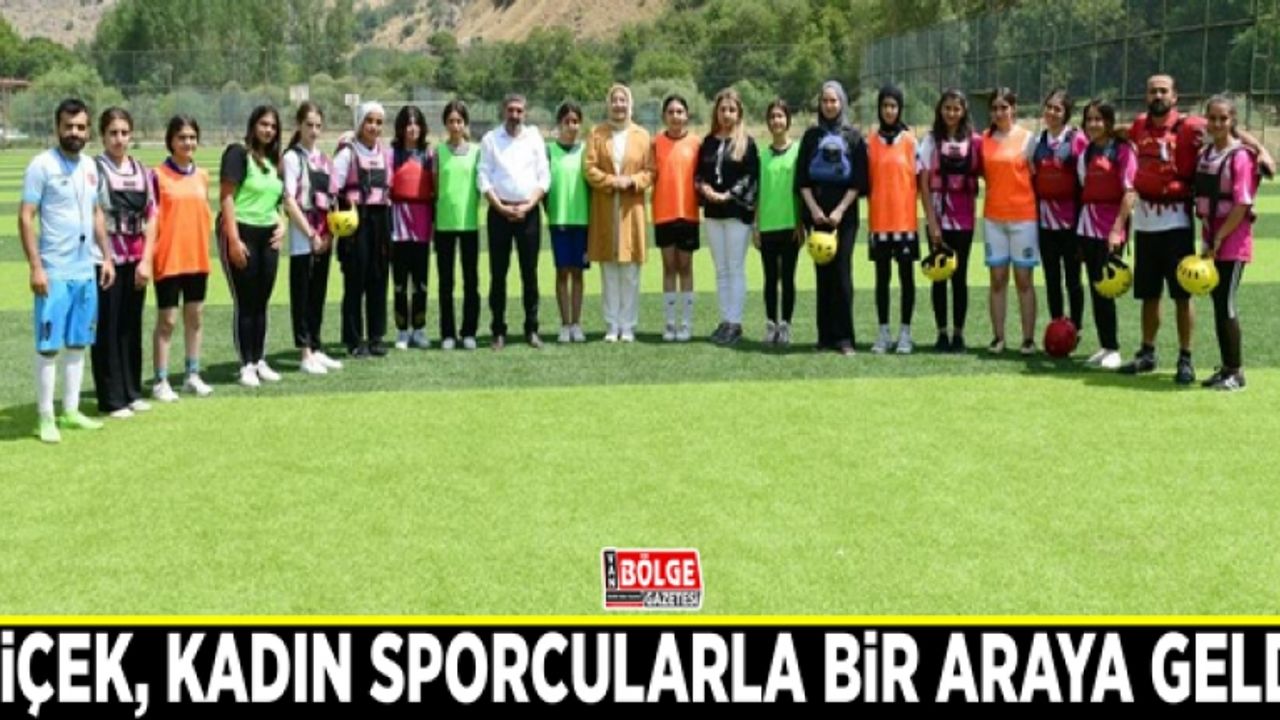 Daire Başkanı Biçek, kadın sporcularla bir araya geldi