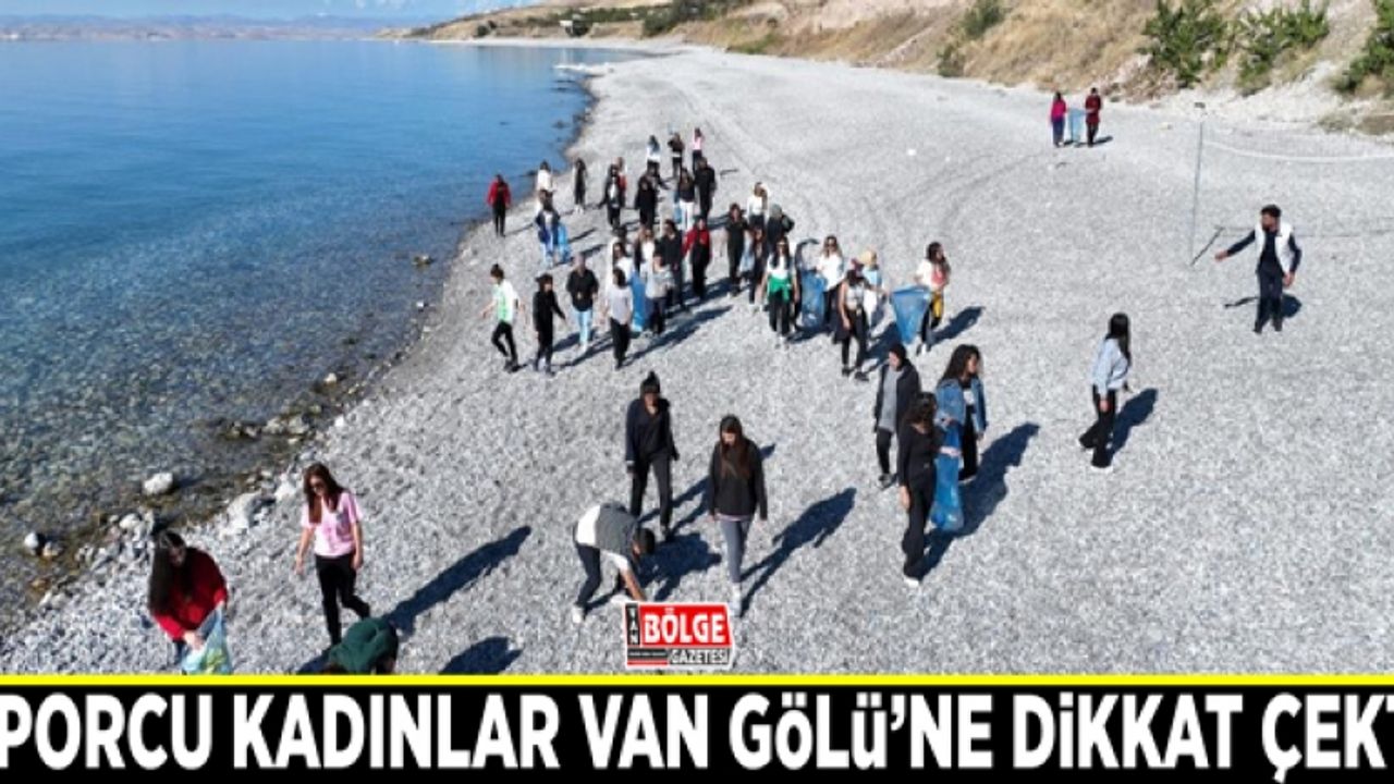 Sporcu kadınlar Van Gölü’ne dikkat çekti