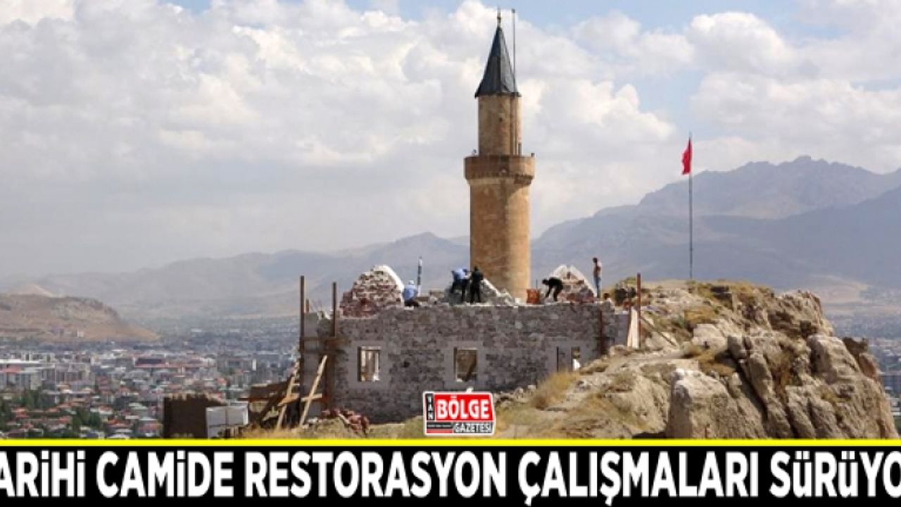 Tarihi camide restorasyon çalışmaları sürüyor