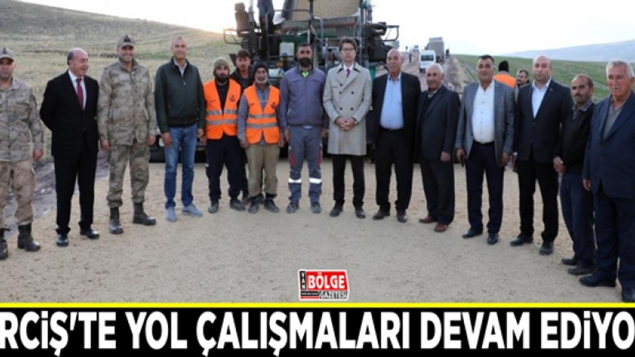 Erciş'te yol çalışmaları devam ediyor