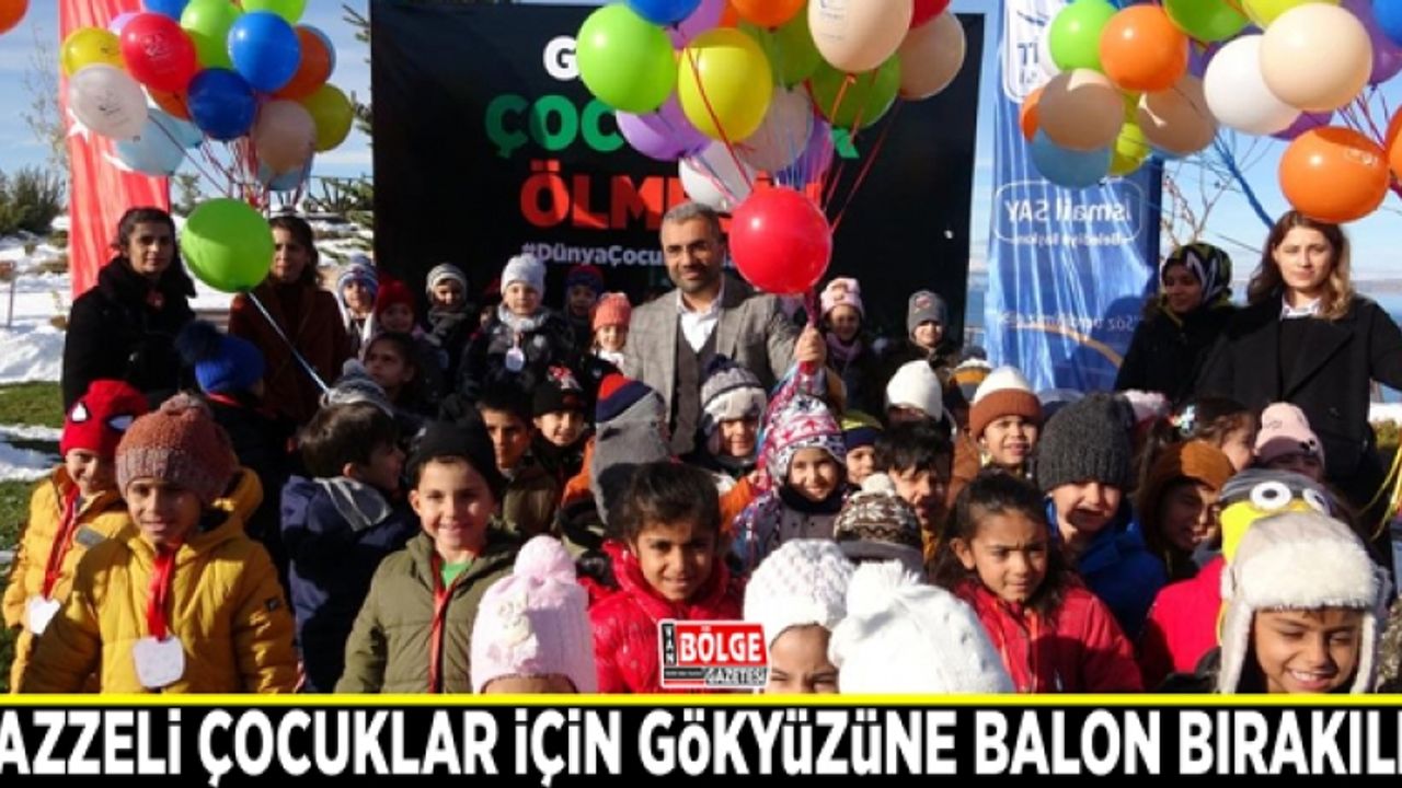 Gazzeli çocuklar için gökyüzüne balon bırakıldı