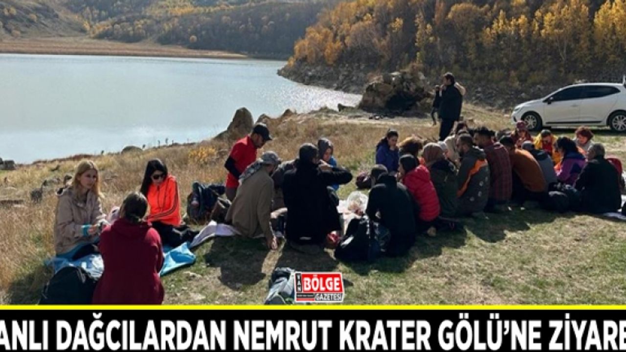 Vanlı dağcılardan Nemrut Krater Gölü’ne ziyaret