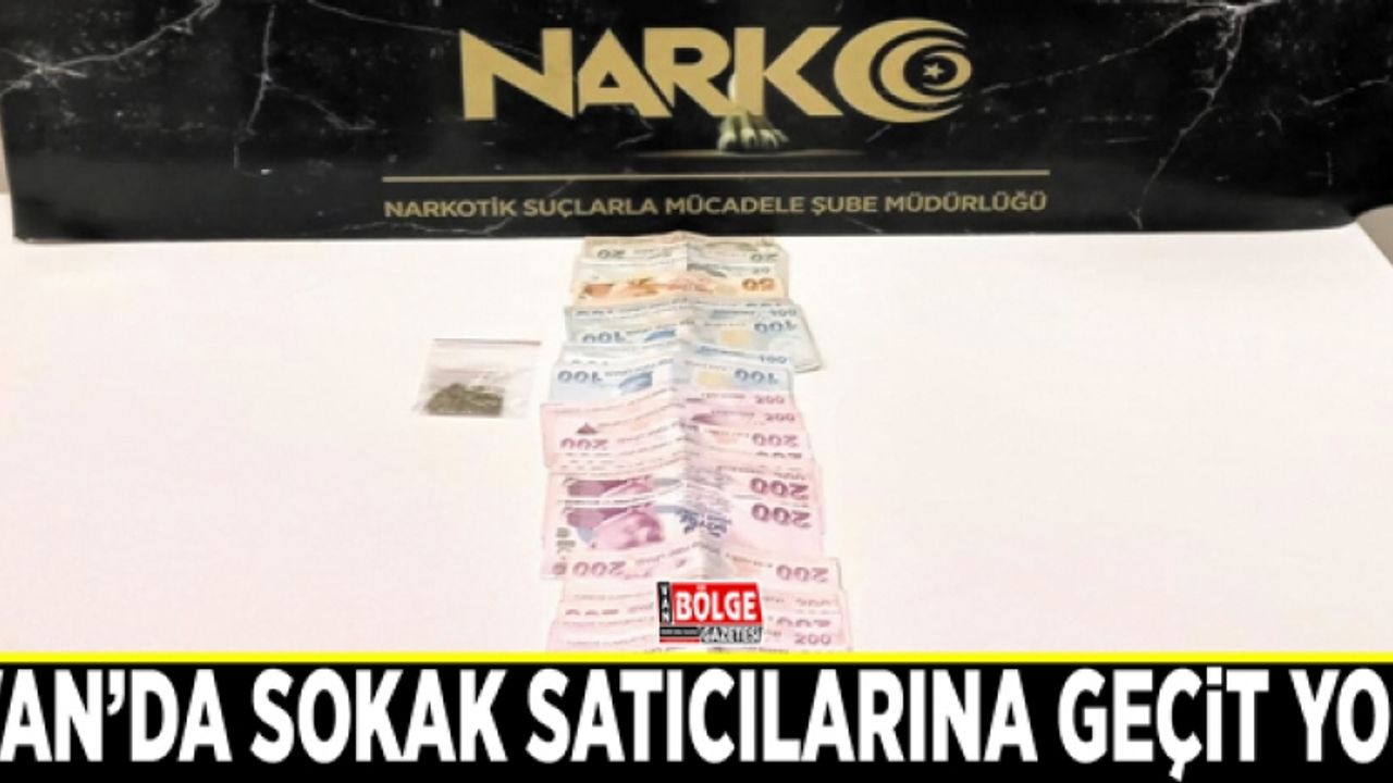 Van'da sokak satıcılarına geçit yok