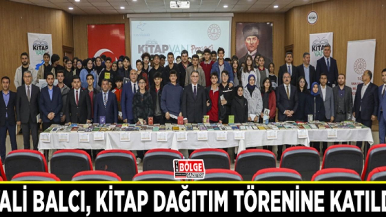 Vali Balcı, kitap dağıtım törenine katıldı