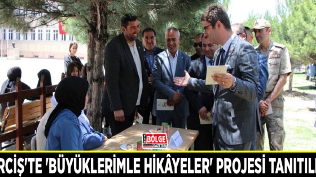 Erciş'te 'Büyüklerimle Hikâyeler' projesi tanıtıldı