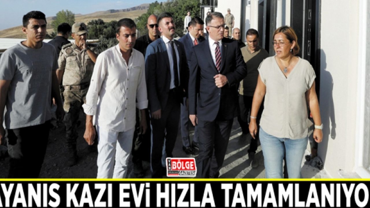 Ayanıs kazı evi hızla tamamlanıyor