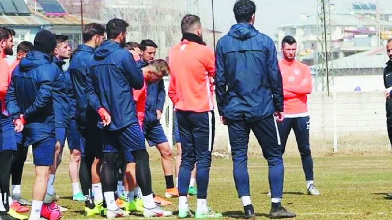 Vanspor, seyircisiz maçı kazanmak istiyor