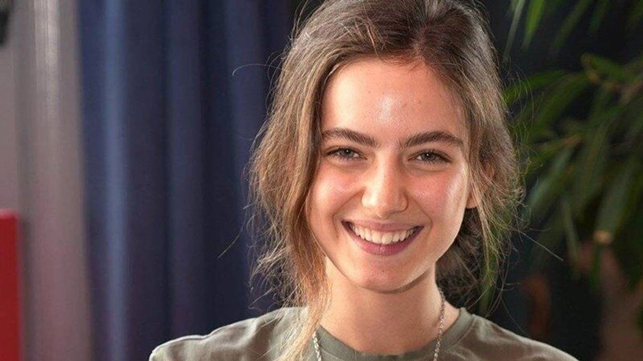 Taşacak Bu Deniz Eleni Kimdir? Ava Yaman Kaç Yaşında, Nereli? İşte Tüm  Cevaplar! - Van Haber | Bölge Gazetesi Van | Son Dakika Van Haberi