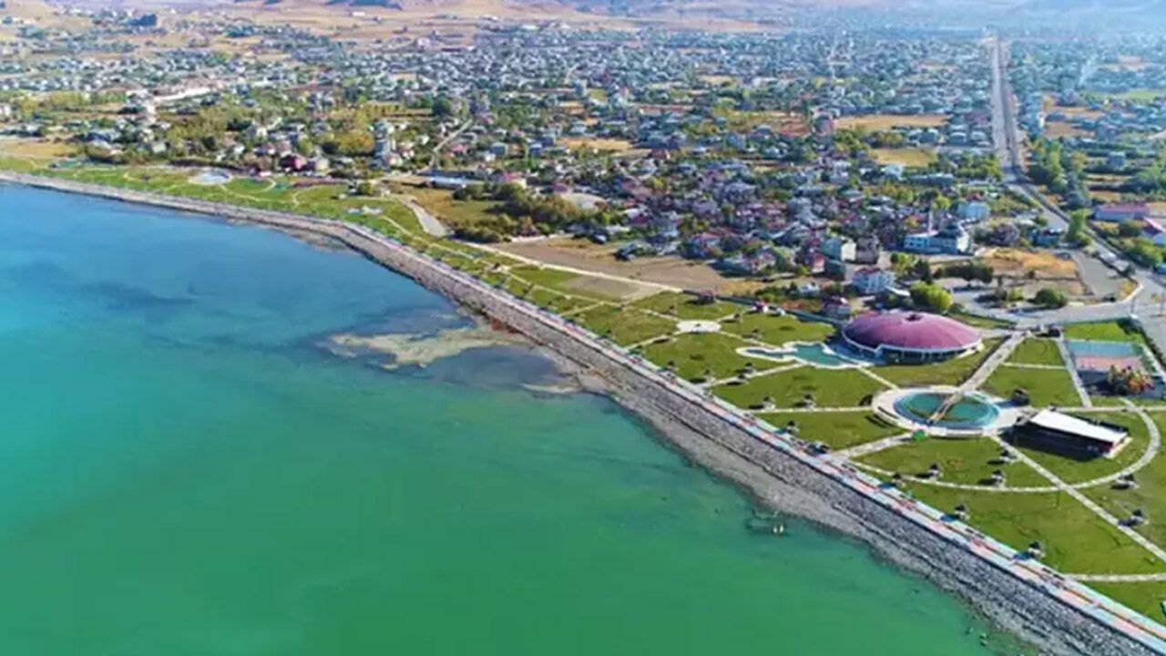 Van’da Bir Yılda Neler Oldu? Siyasetten Toplumsal Olaylara…