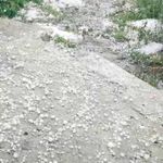 Ağustos Ayında Kış Manzarası! Dolu Yağışı İlçeyi Beyaza Bürüdü