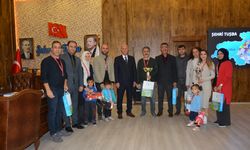 Öğretmenler bu kez satranç turnuvasında yarıştı