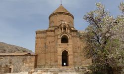2022 yılında Akdamar Adası’nı 260 bin kişi ziyaret etti