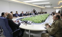 Başkan Vekili Aydın, muhtarlarla bir araya geldi