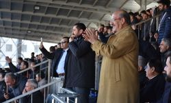 Şevgin, Vanspor'un galibiyet sevincine ortak oldu