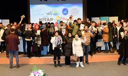 Van YYÜ’de kitap dağıtım töreni…