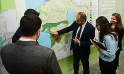 ​Van YYÜ’lü öğrenciler kentin haritasını çıkardı