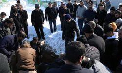 Adıyaman’da enkaz altında kalan işçi Van’da toprağa verildi