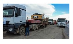 Van'dan deprem bölgesine iş makineleri ve gıda yardımları...