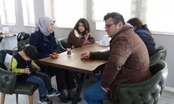 Van depremzedeler için tek yürek oldu