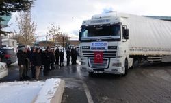 Van’dan deprem bölgesine yardımlar devam ediyor