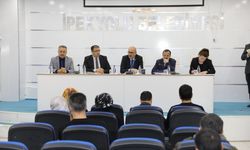 Başkan Vekili Aydın, halkla bir araya geliyor
