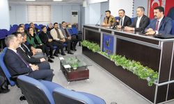 Vanlı muhasebeciler, günlerini buruk kutluyor