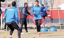 Vanspor, İskenderunspor'a bileniyor