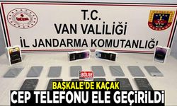 Başkale'de kaçak cep telefonu ele geçirildi
