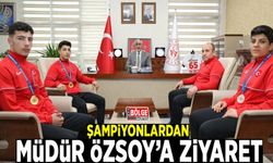 Şampiyonlardan Müdür Özsoy’a ziyaret