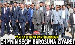 Van'da ittifak partilerinden CHP'nin seçim bürosuna ziyaret